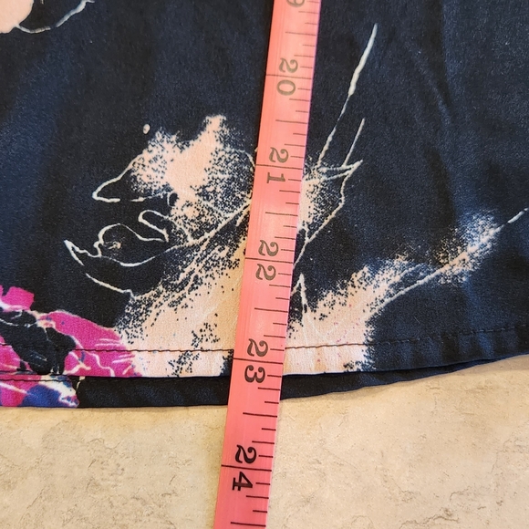 NWT Floral Tank w/ Criss-cross Back - Picture 11 of 11